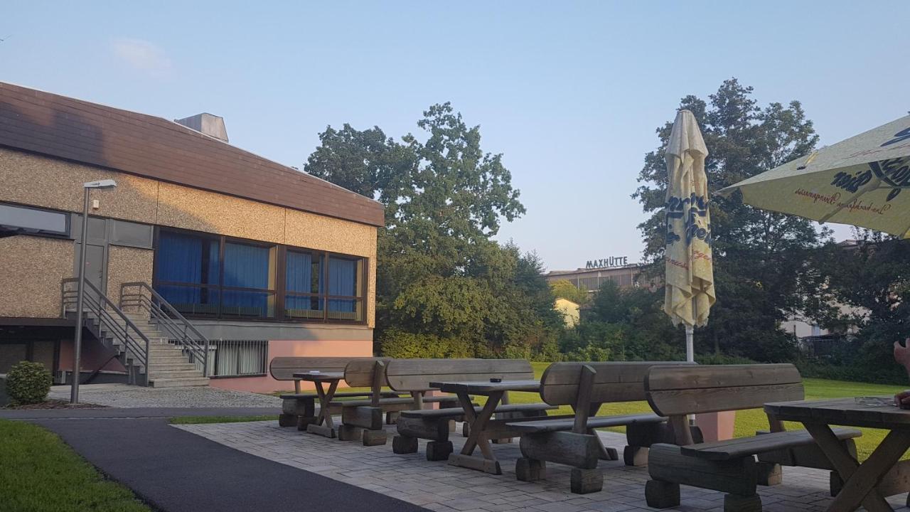 Gaestehaus Sandra Sulzbach-Rosenberg Esterno foto